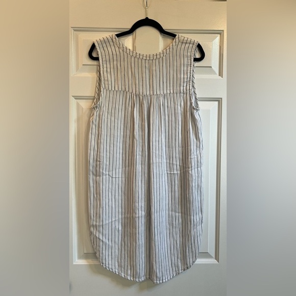 Sanctuary Blue/White Stripe Sleeveless Long Top - Size Medium - Picture 2 of 5